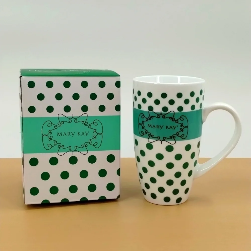 Mary Kay 2013 green polka dot  ceramic tall coffee mug 16 oz new in box